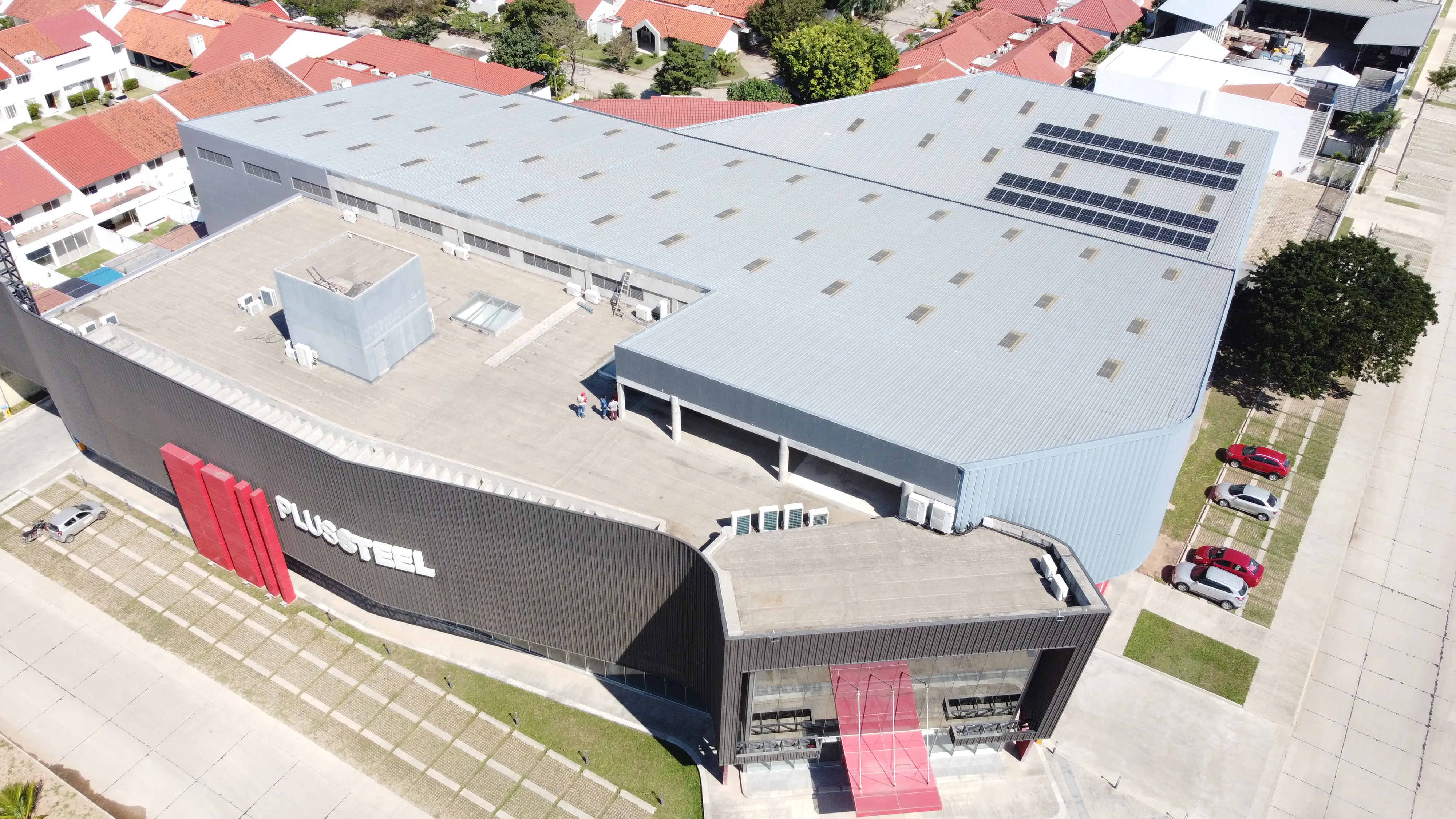 Pluss Steel — Santa Cruz de la Sierra